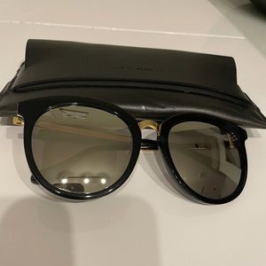 Gentle Monster classic Sunglasses black round with gold mirror lenses